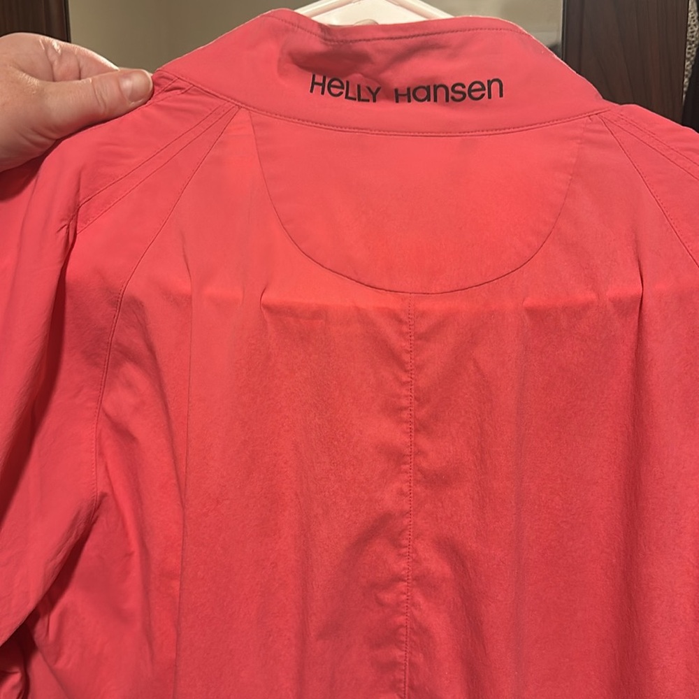 NWOT Helly Hansen size XL- pink button down hiking shirt - Picture 6 of 6